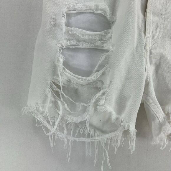 Free People Maggie Mid Rise Denim Shorts -Optic White- Size 25- NWT - Picture 3 of 11